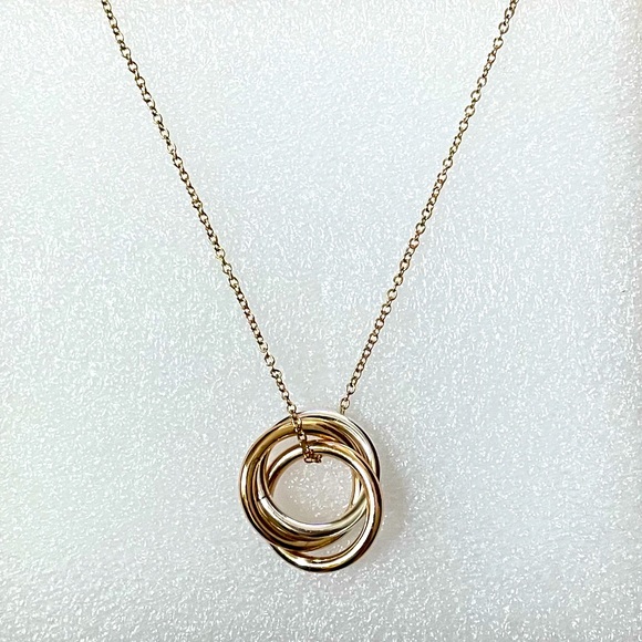 3 Tone Rings Necklace - Picture 2 of 7